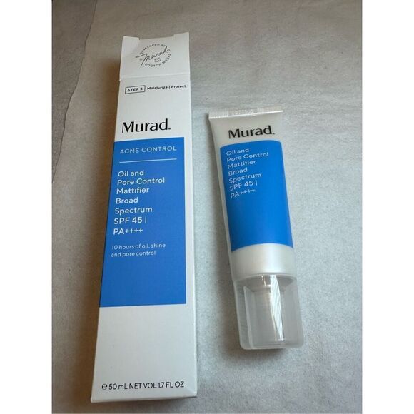 Murad Oil and Pore Control Mattifying Face Sunscreen SPF 45 PA++++ 1.7oz/50ml - Picture 2 of 5